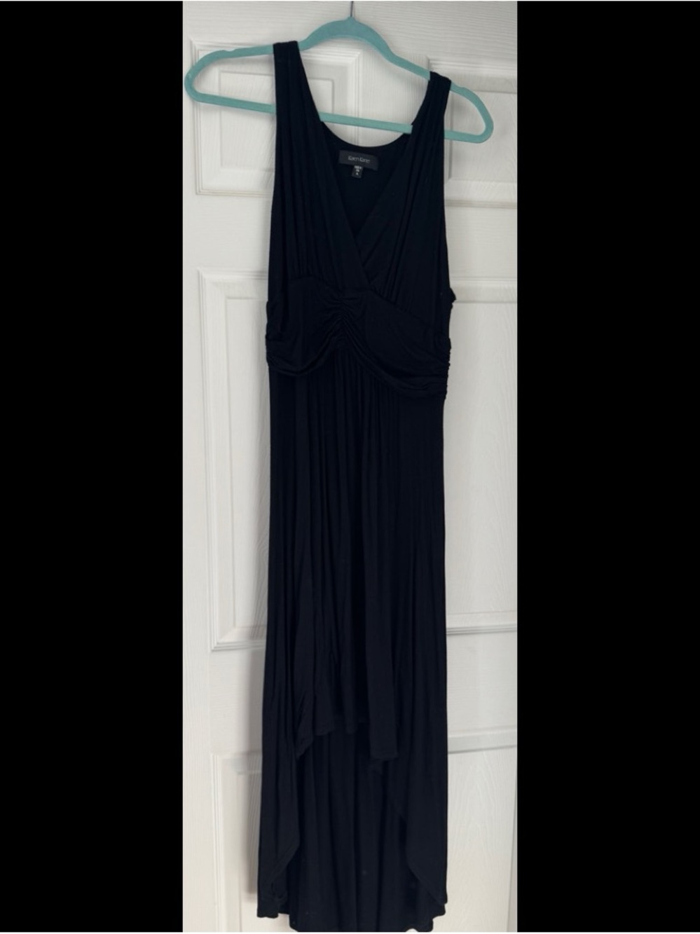 Karen Kane Black Sleeveless V-Neck Maxi Dress